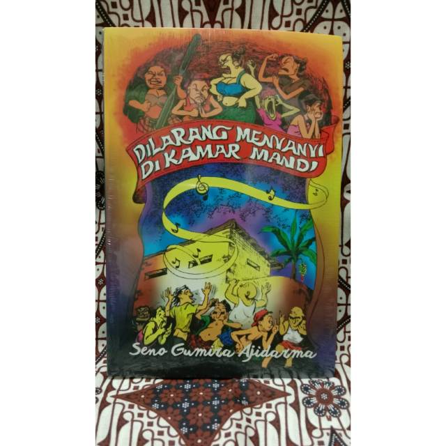 Dilarang Menyanyi Di Kamar Mandi