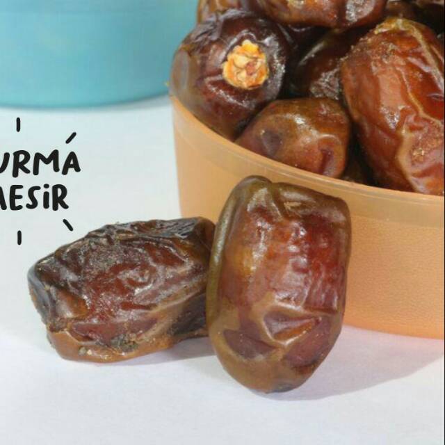 

Kurma Mesir Golden Valey 1000 gr