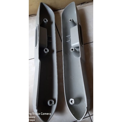 armres dudukan power window abu abu peganggan pintu kijang 1 set