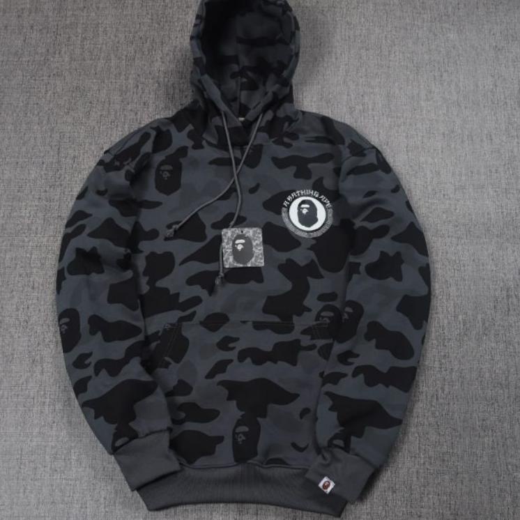 Bagus Dipakai.. Jaket sweater hoodie a bathing Ape / jaket bape arginal / jaket bape /  sweater bape
