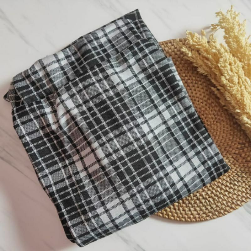 ROK SPAN KNITTED rok tartan panjang span rok kotak kotak panjang span rok kekinian panjang fashion muslim rok kekinian remaja rok kekinian wanita rok span panjang rok gaul cewek keren rok gaul wanita panjang rok terbaru wanita-Putih