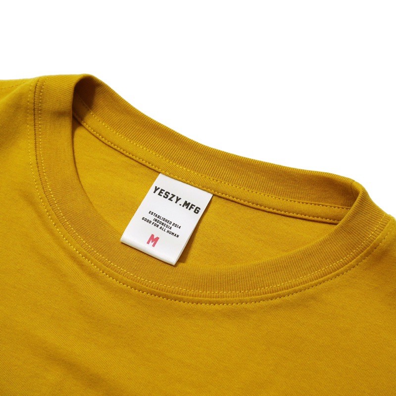 YESZY.MG Tshirt Mustard Italic F. Black