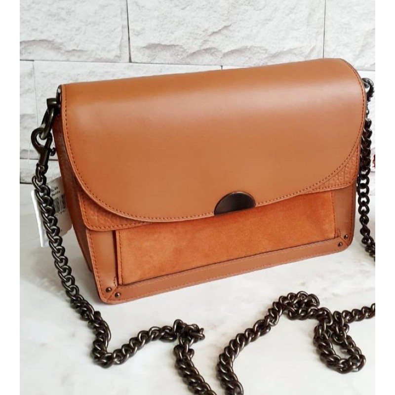 coach dreamer shoulder saddle