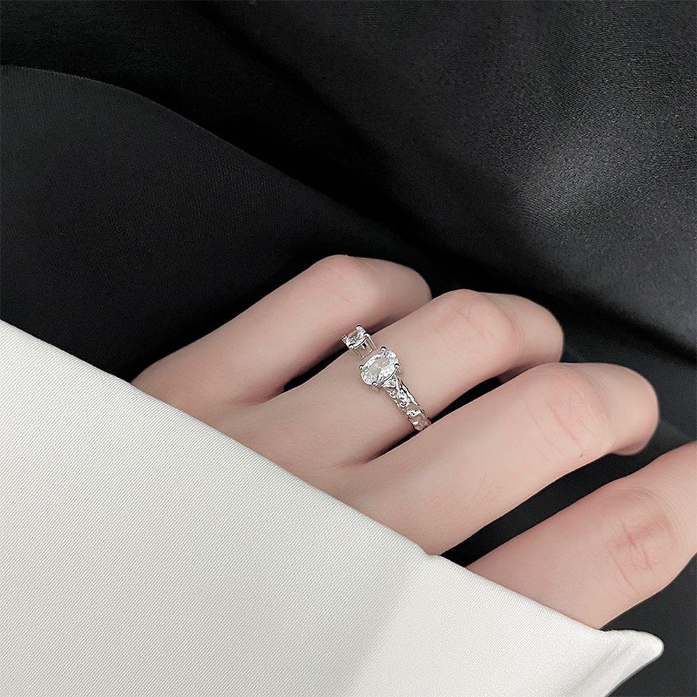 Cincin Jari Model Terbuka Bahan Tembaga Aksen Kristal Zircon Bentuk Bulat Gaya Vintage Korea Untuk Wanita