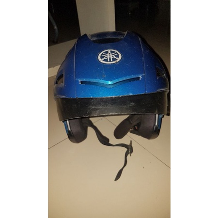 HELM YAMAHA BEKAS
