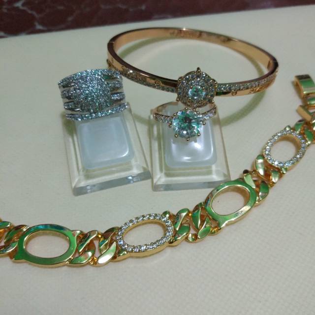 Gelang cartier, gelang rantai oval, cincinsilver besar, cincin gold diamond