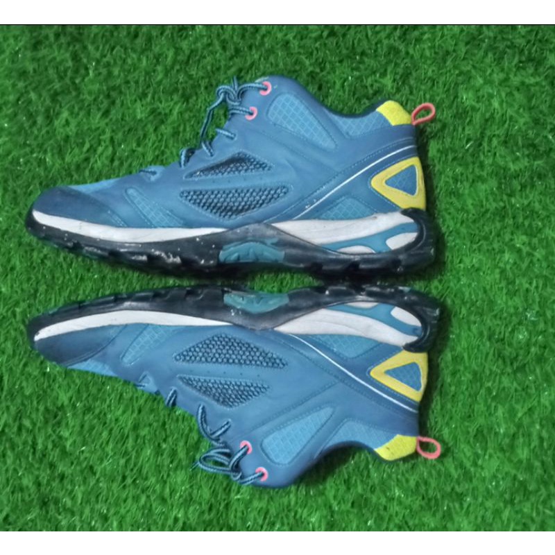 Sepatu gunung outdoor Kantukan second size 42