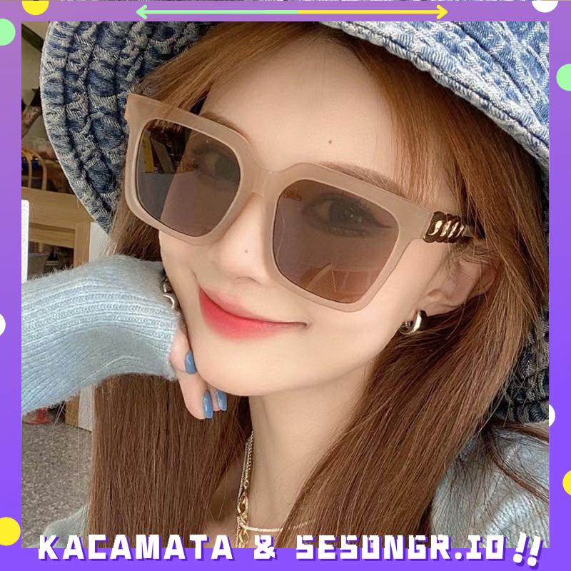 Kacamata Hitam Sunglasses Desain Rantai Persegi Bingkai Besar Kaca mata Retro Lensa Bening Kacamata Wanita Street Shooting