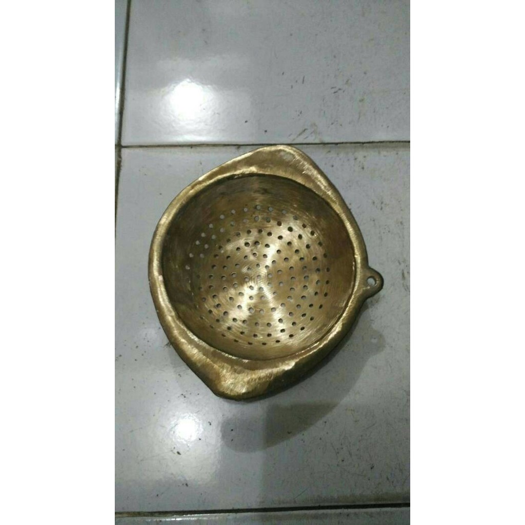 PIRIKAN IKAN KUNINGAN