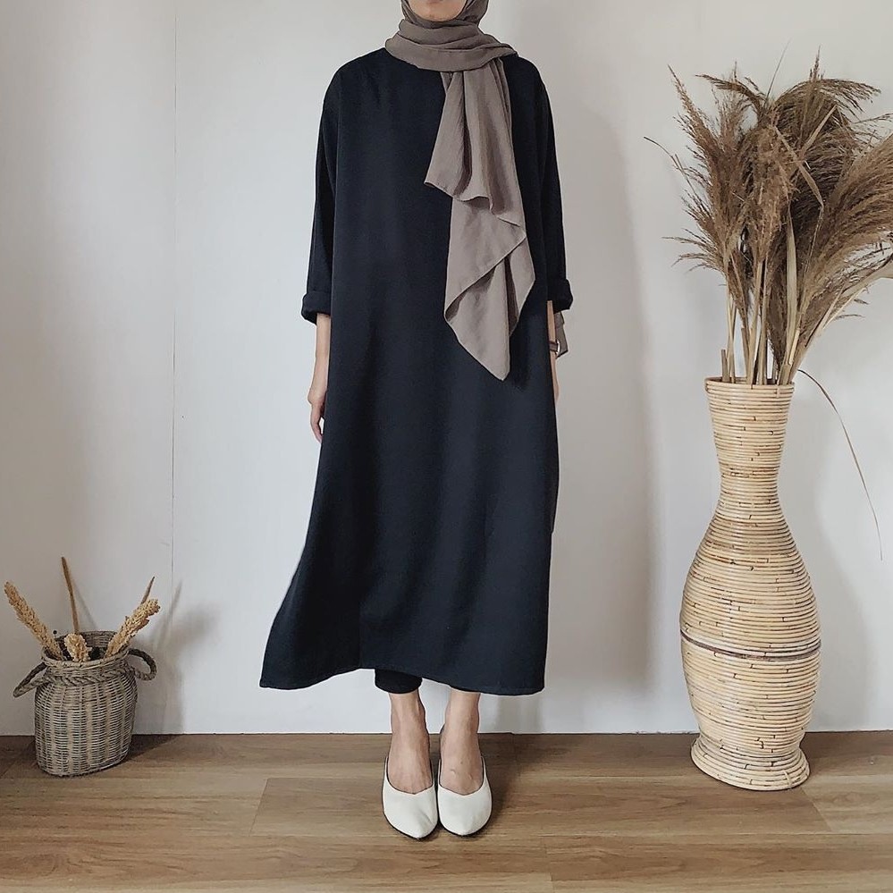 grosir_solo || FIYA LONG DRESS MOORA LONG TUNIK || LORA LONG TUNIK Mora Polos Fiya Shelby wolfish