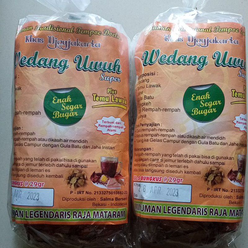 

WEDANG UWUH SUPER plus TEMU LAWAK menjaga kesehatan daya tahan kebugaran tubuh stamina dan vitalitas