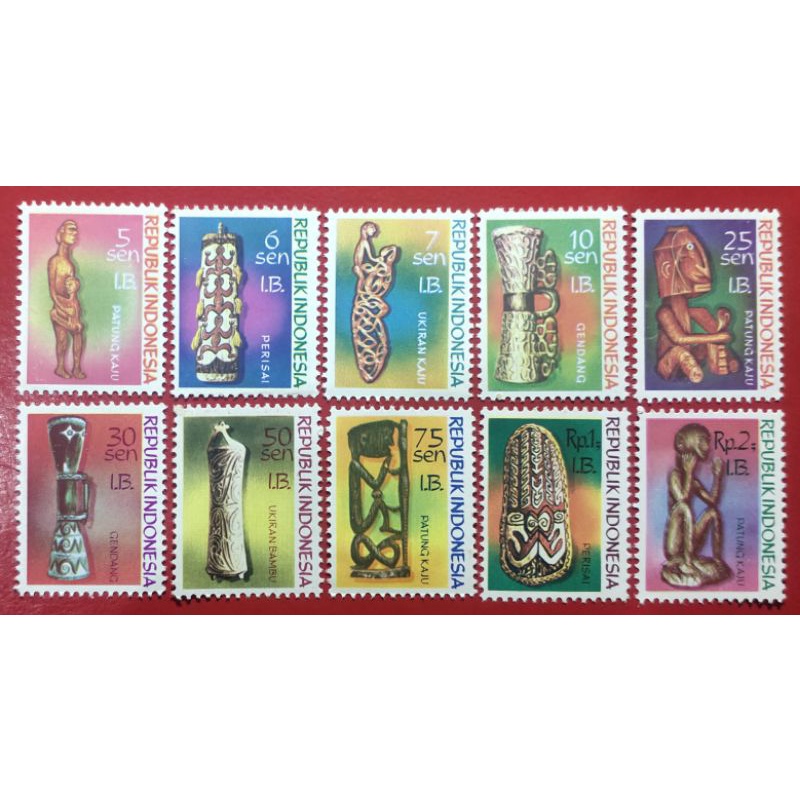 

Prangko Lawas RI Set Lengkap Irian Barat Ukiran Kayu Thn 1970