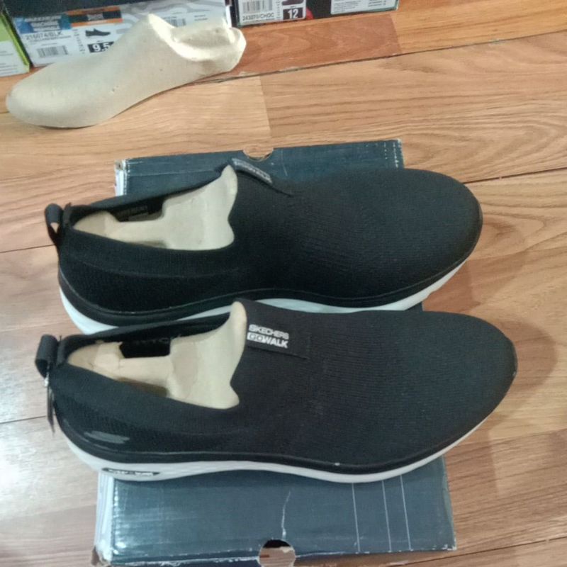 Sepatu Skechers 216074/BLK