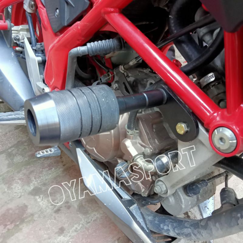 FRAME SLIDER CB150R /JALU FRAME SLIDER CB150 OLD & CB150 R NEW
