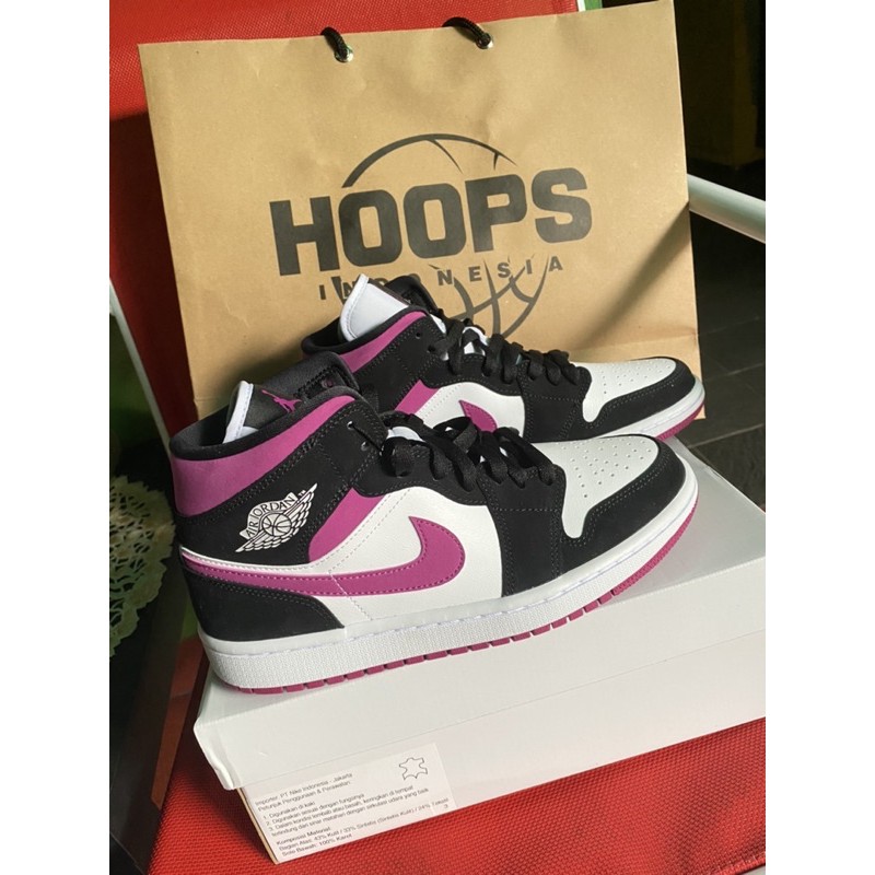AIR JORDAN 1 BLACK CACTUS FLOWER MAGENTA