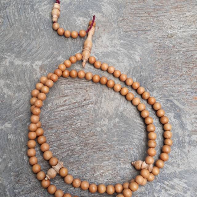 Tasbih muslim kayu BERTUAH kembang kentil kuning asli dan super  ukuran/size 8,5mm