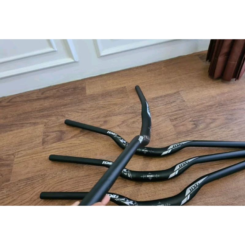 Handlebar Merk AXG stang MTB risebar 31.8 x 720 mm Material Bahan alloy allumunium 72 cm Sepeda Gunung Xc Federal High Riser Melengkung Ukuran Diameter 31.8mm 31.8 mm Oversize