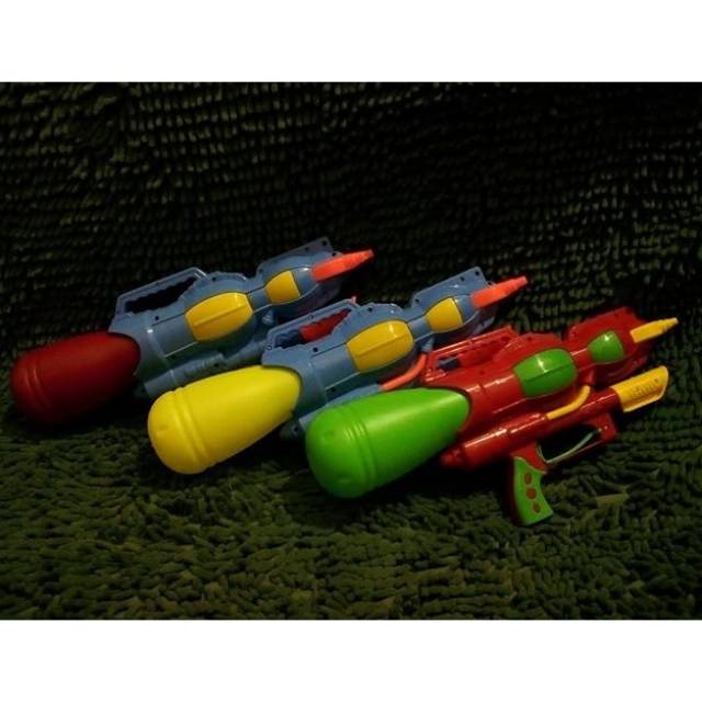 Pistol air / water gun