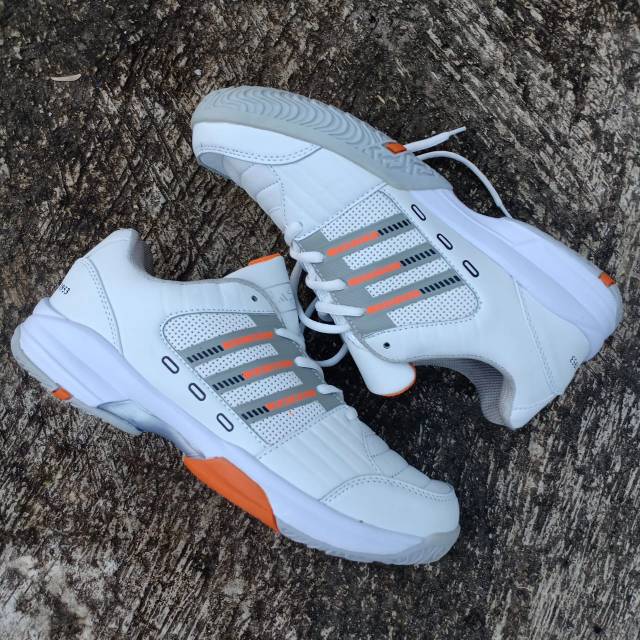 SEPATU TENIS ADIDAS WHITE.SEPATU TENIS MURAH