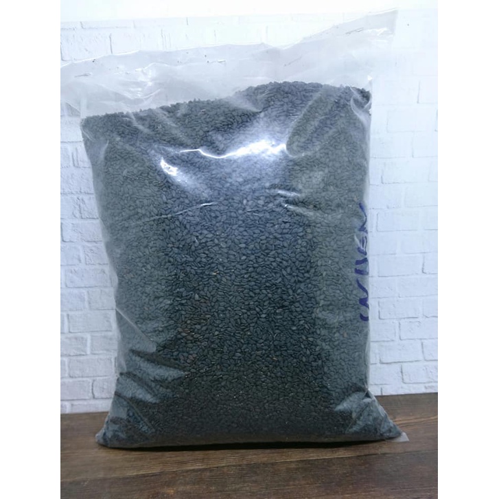 

Wijen Hitam 1 kg