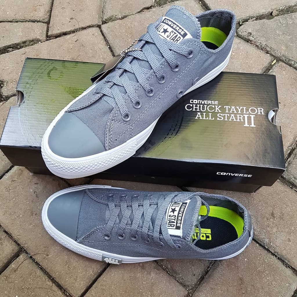 Sepatu converse UNDEFEATED pendek ABU-2