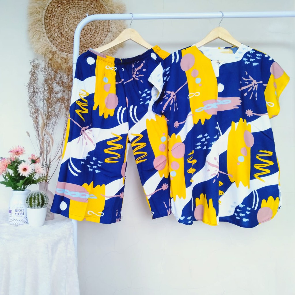 Setelan Piyama Celana Pendek / Dori set Rayon Premium