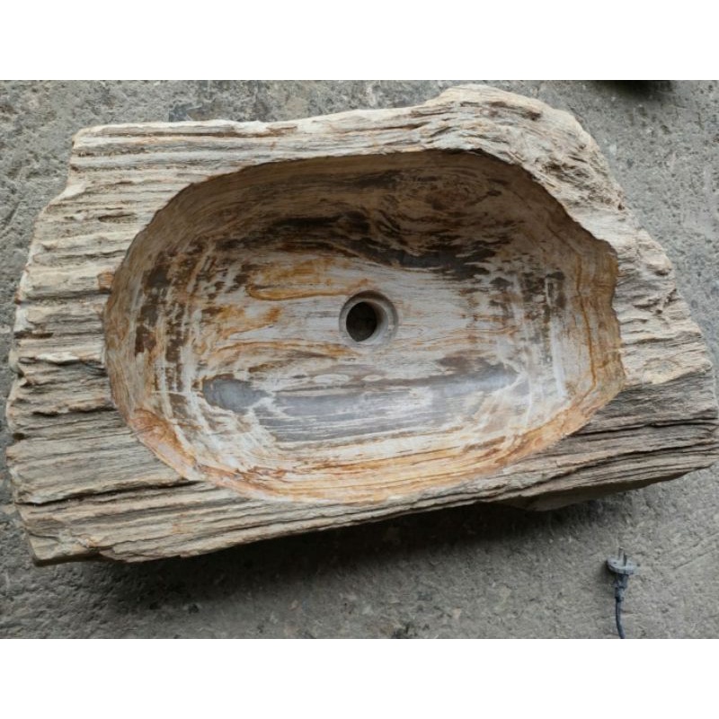 Wastafel Batu Fosil Kayu Ukuran 70 x 40 Cm