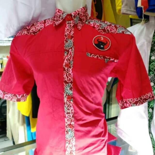 Kemeja PDIP merah batik