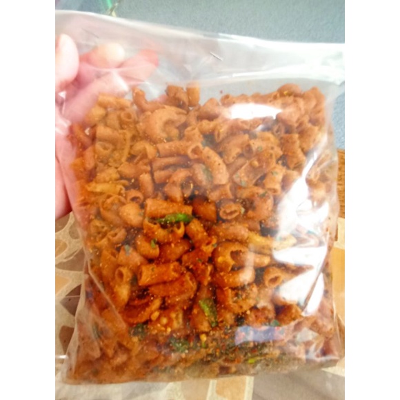 

MAKARONI PEDAS DAUN JERUK 1KG