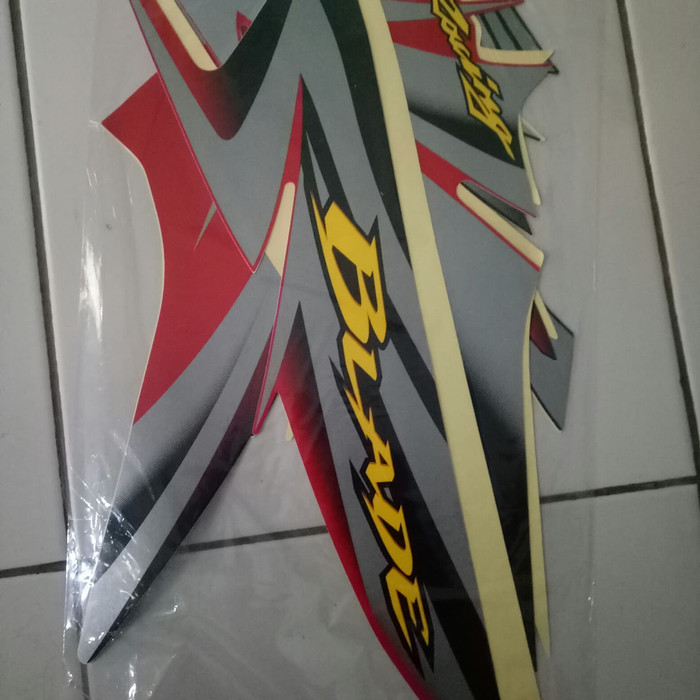 stiker striping honda blade 2011