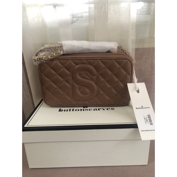 YURA BAG BUTTON SCRAVES