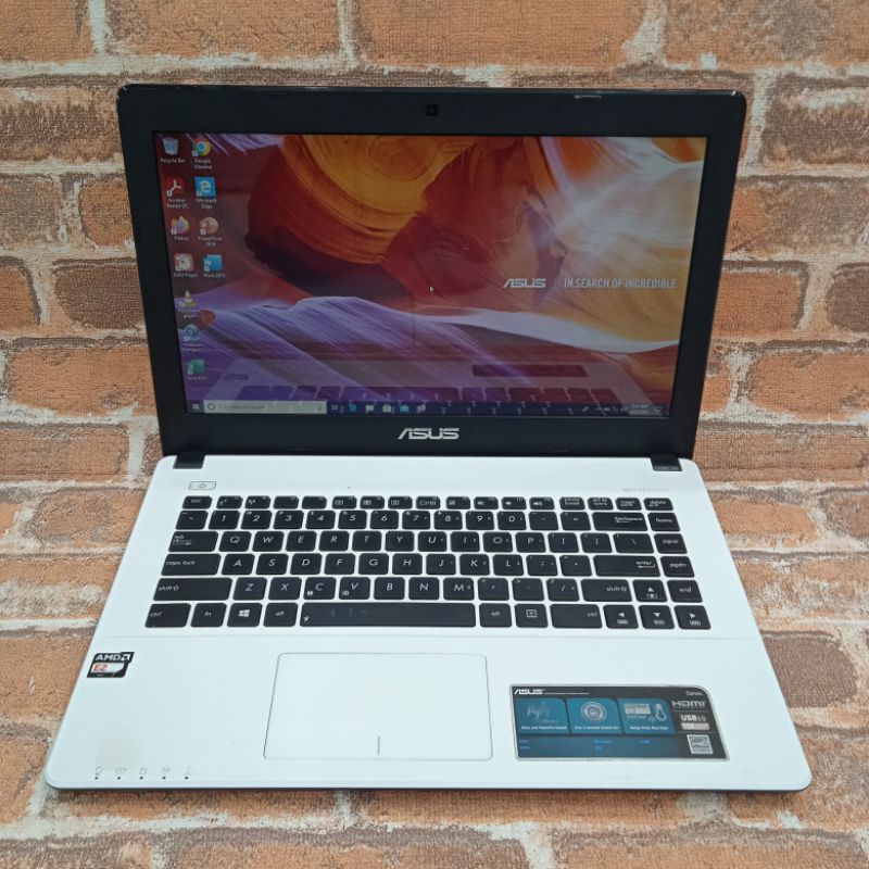 Laptop 2nd Asus X452EA AMD E2-3800 1.3GHz ram 4GB HDD 500GB
