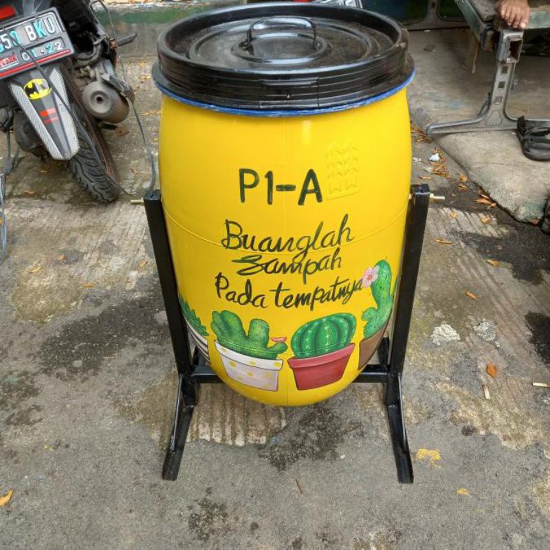 Tong Sampah Plastik 60ltr + Tiang/tong sampah drum/Tong drum plastik/tempat sampah cantik karakter/