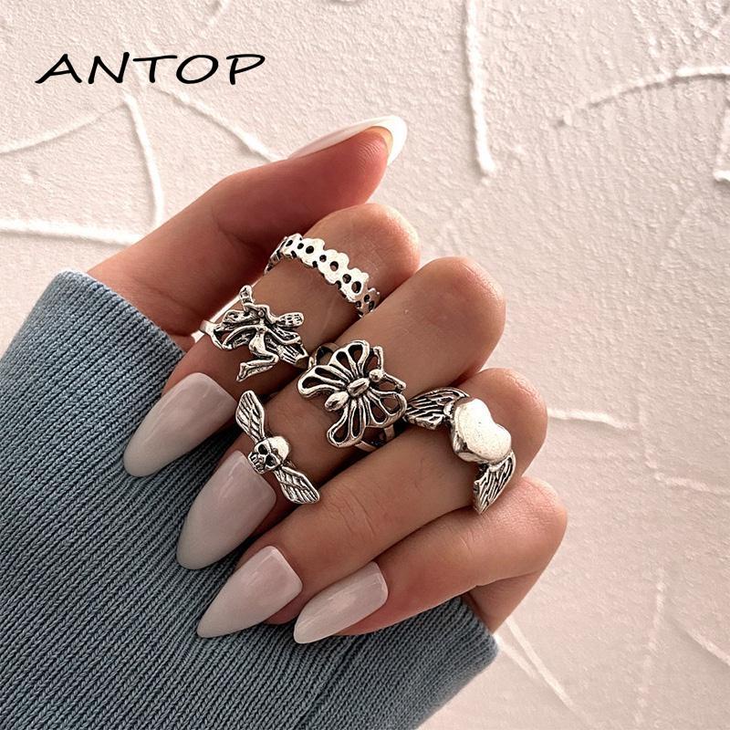 5pcs / Set Cincin Model Terbuka Desain Kerangka Kupu-Kupu Hati Hollow Out Gaya Vintage