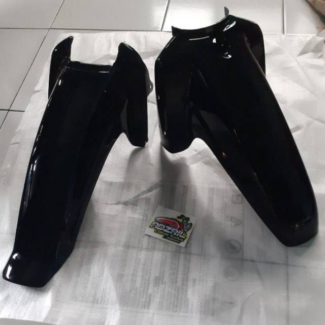 Spakbor depan astrea grand