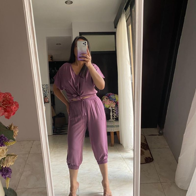 Setelan One set Alicia jogger polos Wanita-Violet
