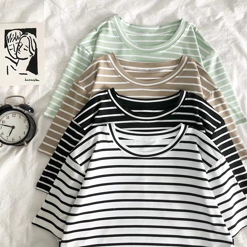  Kaos  Longgar Oversize  Tee Tshirt Wanita Model Longgar 