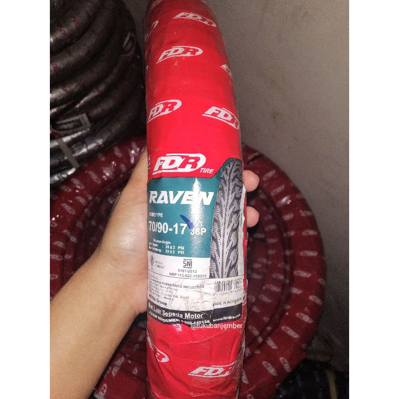 BAN DEPAN MOTOR FDR 70/90 RING 17 RAVEN NON TUBELESS 250