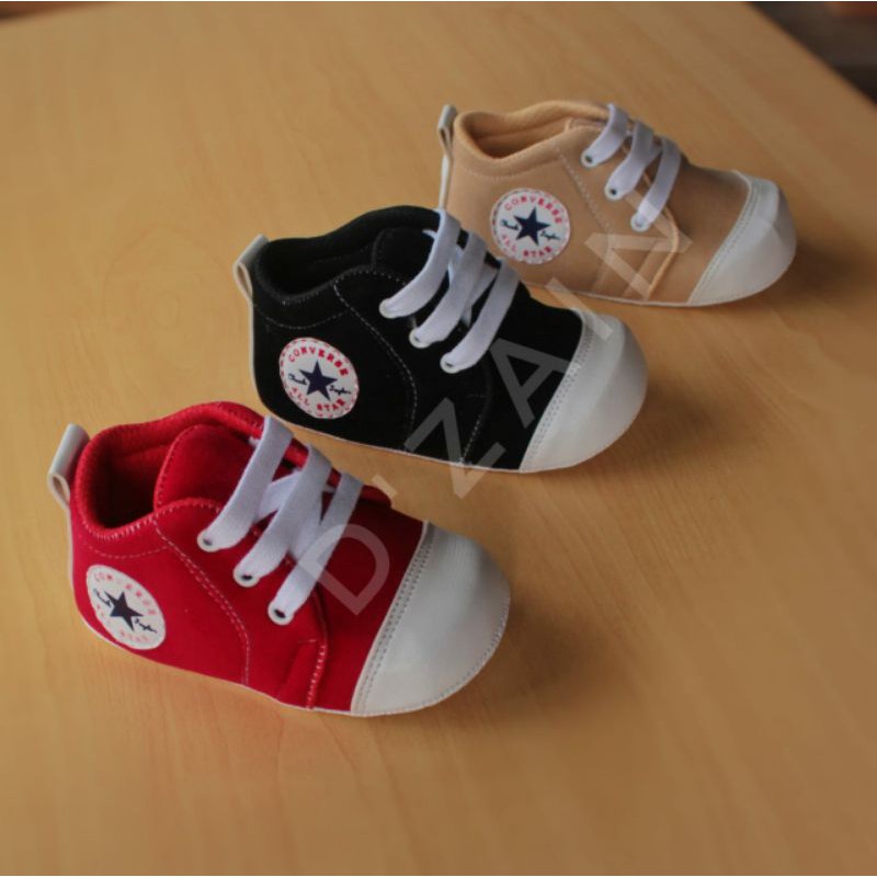 sepatu bayi prewalker/sneaker bayi