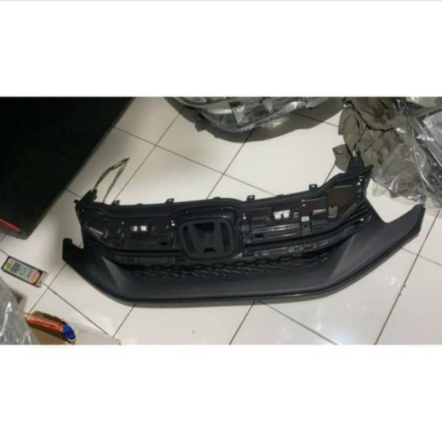 Grill Honda Mobilio RS 2017 - 2019 Original