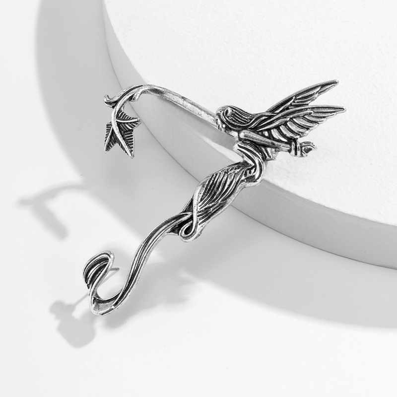 Fancyqube 1pc Anting Klip Telinga Tanpa Tindik Warna Silver Gaya Punk Untuk Wanita