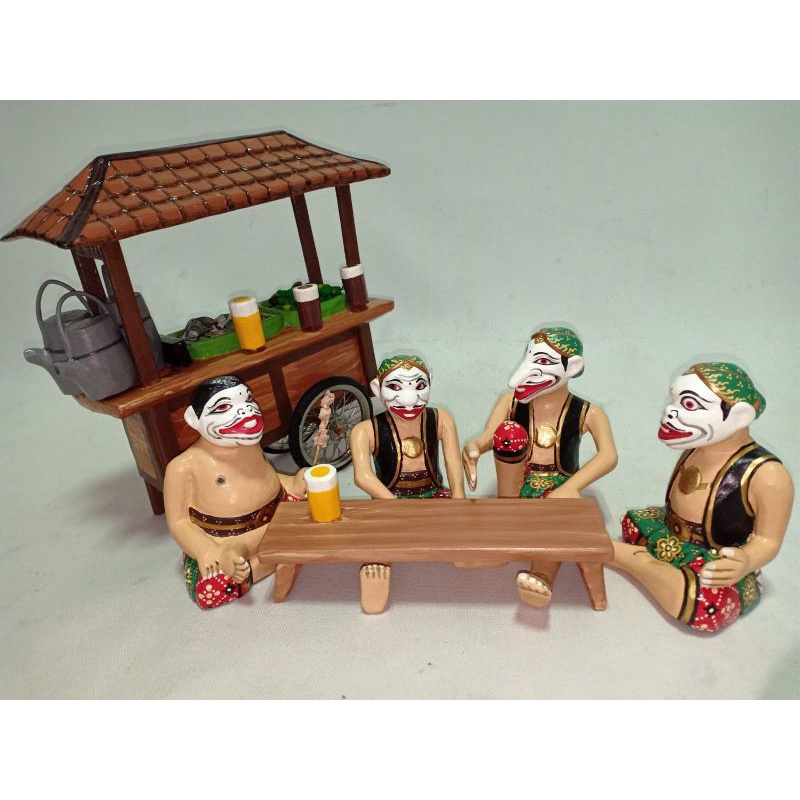 Dekorasi set punakawan angkringan