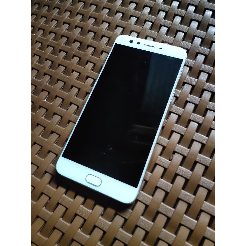 Oppo F3 Plus Minus LCD Minta Ganti
