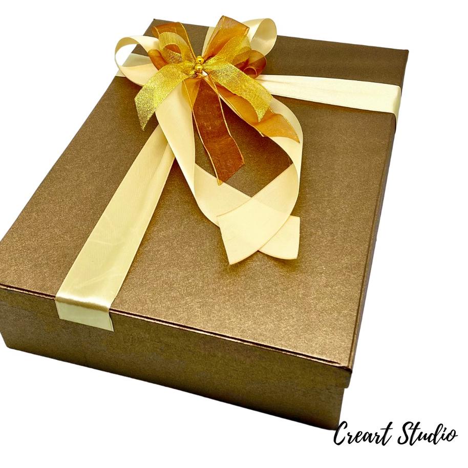 

Terbaik! Kotak kado Gift Box 35x25 cm Tinggi 8 cm ~