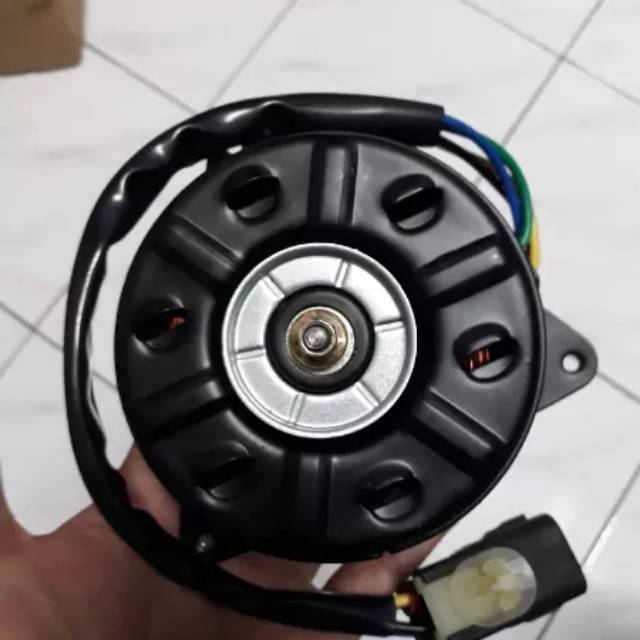 Motor fan apv