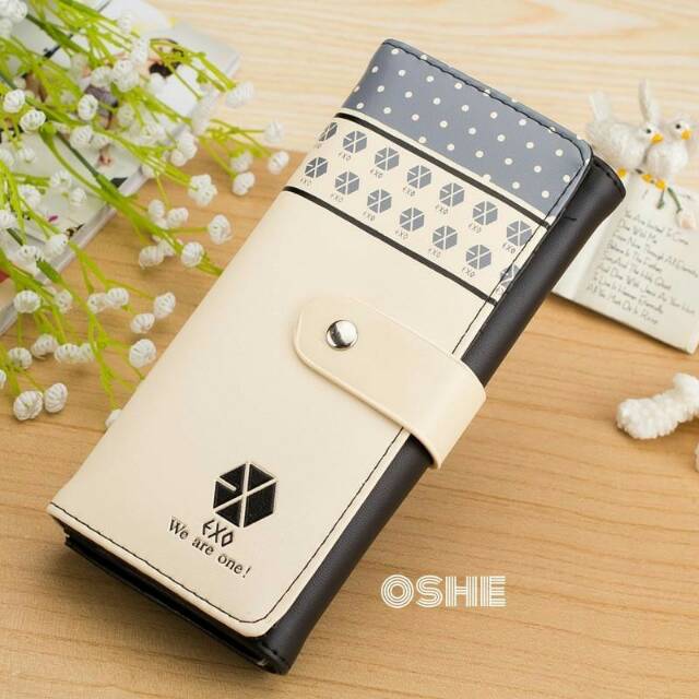 DOMPET WANITA EXO / WE ARE ONE / KOREAN STUFF / KPOP / KPOP STUFF