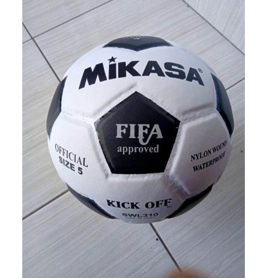 SALEE.. BOLA SEPAK MIKASA BOLA PRES DAN EMPUK