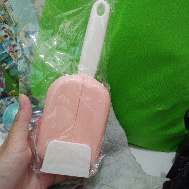 Centong Nasi Otomatis Centong Ajaib Centong Nasi Buka Tutup- Sweet Bee