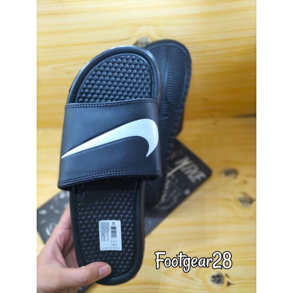 SANDAL NIKE SLIDE CEKLIS WHITE PRIA/WANITA / Sandal Selop Nike Benassi White
