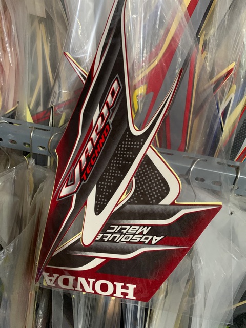 STIKER STRIPING VARIO TECHNO 110 MERAH